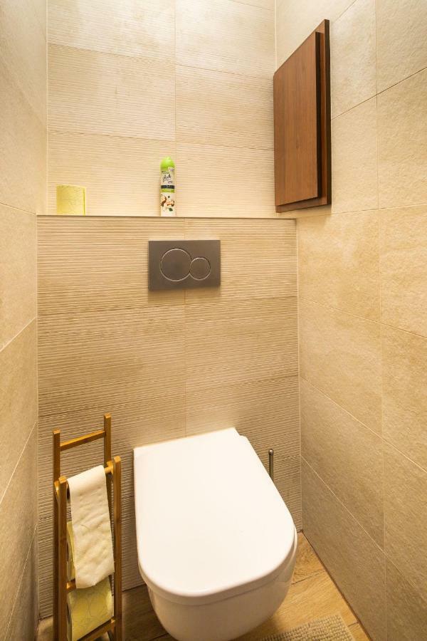 Newly Renovated, Full Equipped And Quiet Apartment Trnava Exterior photo